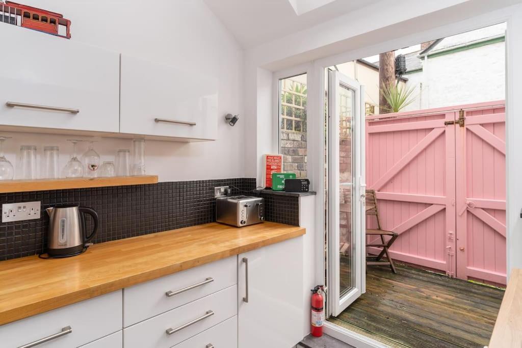 Stylish Cornish Village 3 Bedroom House Old ניולין מראה חיצוני תמונה